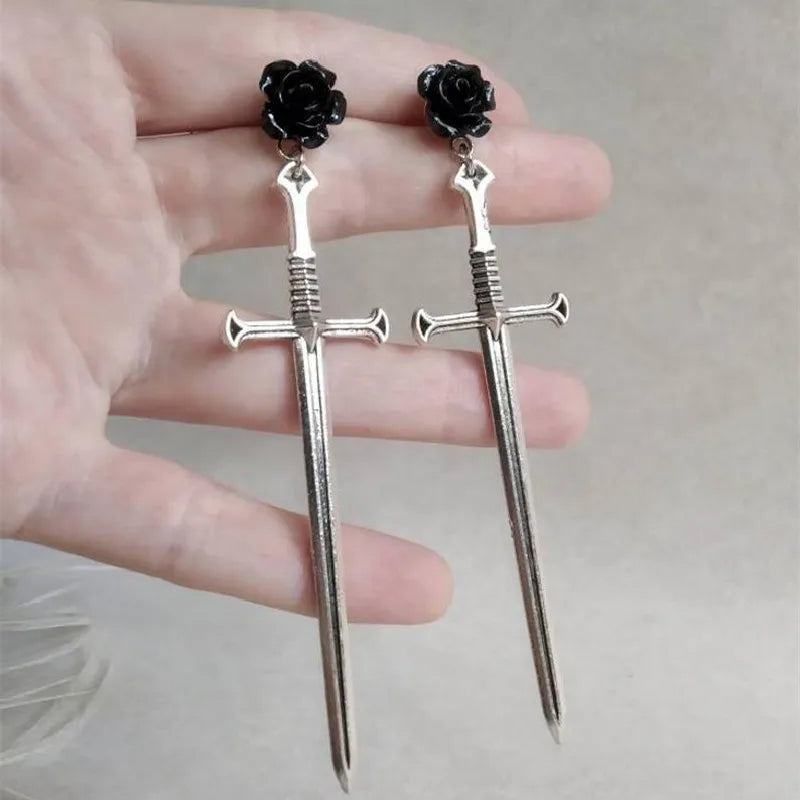 New Antique Silver Skeleton Key Necklace Creativity Pendant Charm Statement Punk Jewelry Novelty Grunge Gothic Halloween Gift