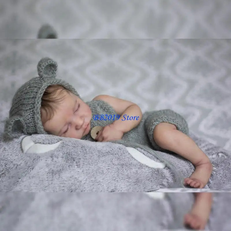 Q0KB 18-inch Reborns Baby Doll Newborn Boy Girl Realistic Sleeping Infant Soft Silicone Full Body Babies Toy Gift