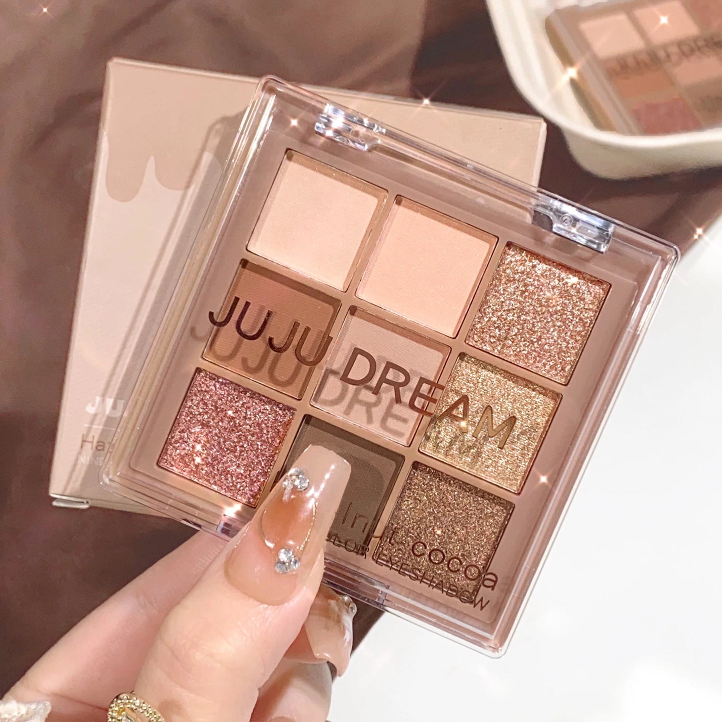 Milk tea nine-color eyeshadow palette, nine-grid eyeshadow with fine shimmer, shimmer and matte nude shades