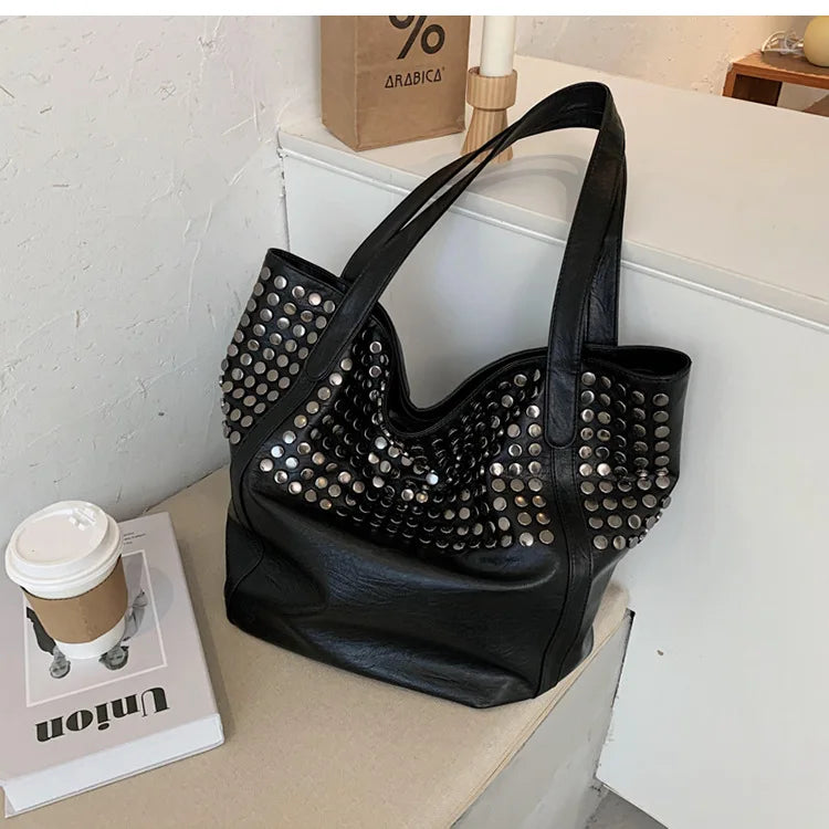 Casual Women Handbag And Purse Large Capacity Tote Bag High Quality Lady Bag Vintag Soft Pu Leather Rivet Shoulder Bags