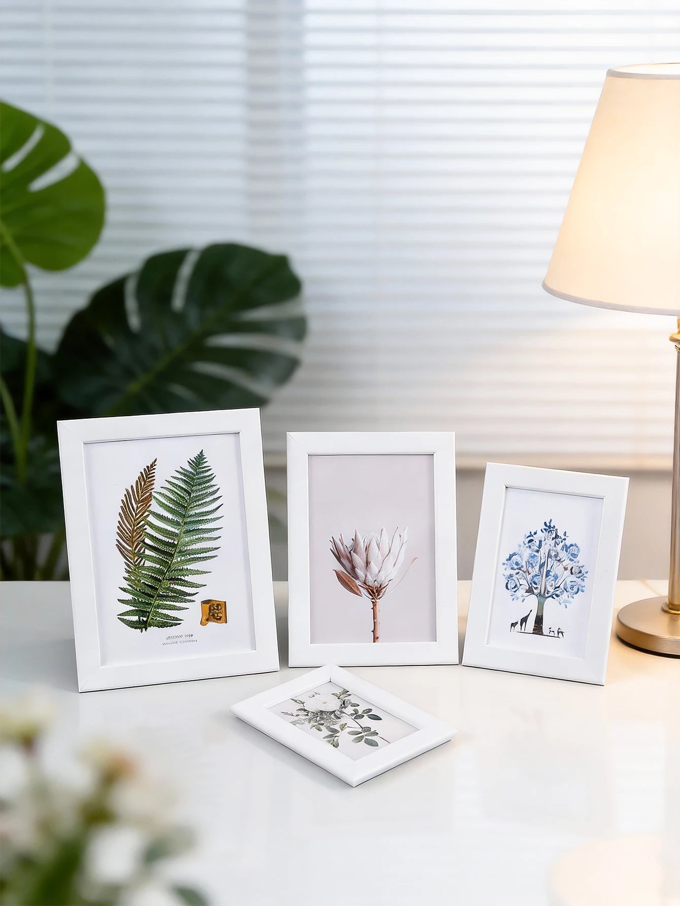 Multi-size tabletop photo frames for displaying 5, 6, 7, and 8-inch photos, suitable for placement in living rooms, bedrooms
