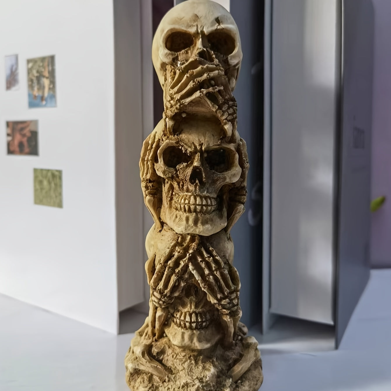 1pc, Halloween Skull Resin Craft Ornament - Creative Decoration for Scene, Room, and Holiday Accessories