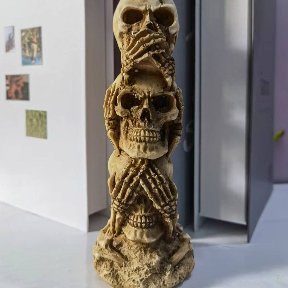 1pc, Halloween Skull Resin Craft Ornament - Creative Decoration for Scene, Room, and Holiday Accessories