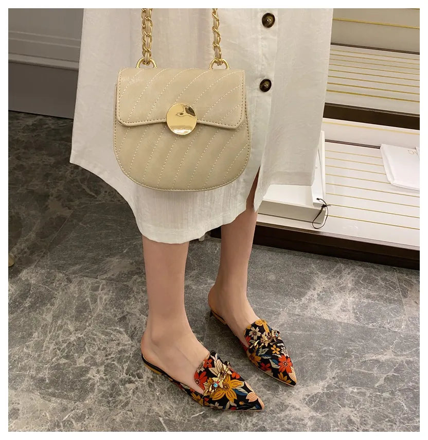 New Women Slippers Pointed Toe Rubber Metal Chains Flat Slide Footwear Fashion Casual Mule Shoes Big Size 41 42 Zapatos De Mujer