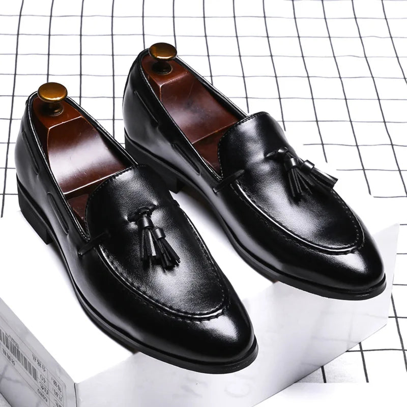 New Men Tassel Loafers Leather Formal Shoes Elegant Dress Shoe Simple Slip On Man Casual Footwear Zapato Hombre