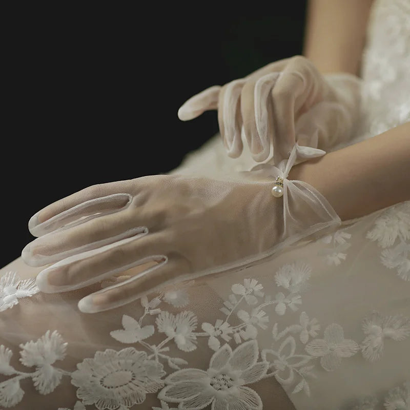 Bridal Gloves Wedding Gloves White Gauze Woman Gloves Thin Lace Ladies Fingered Gloves Pearl Wedding Gloves Accessories