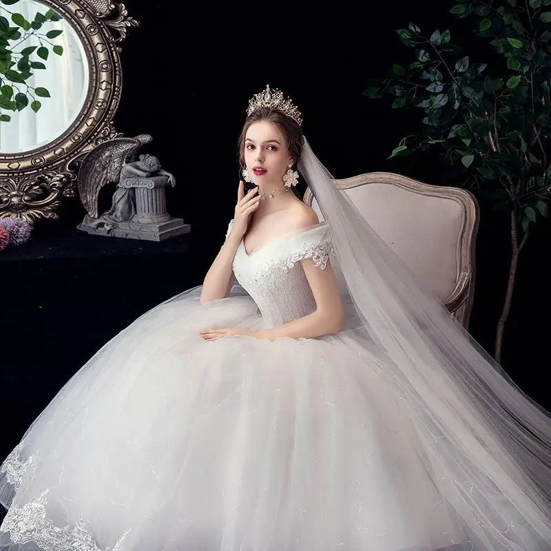 Shiny Wedding Gowns Sweet Boat Neck Wedding Party Ball Gown Off Shoulder Wedding Dresses Customized For Women