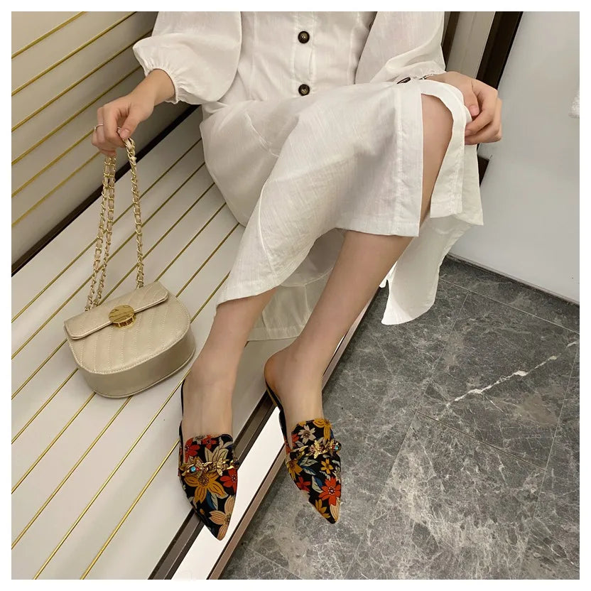 New Women Slippers Pointed Toe Rubber Metal Chains Flat Slide Footwear Fashion Casual Mule Shoes Big Size 41 42 Zapatos De Mujer