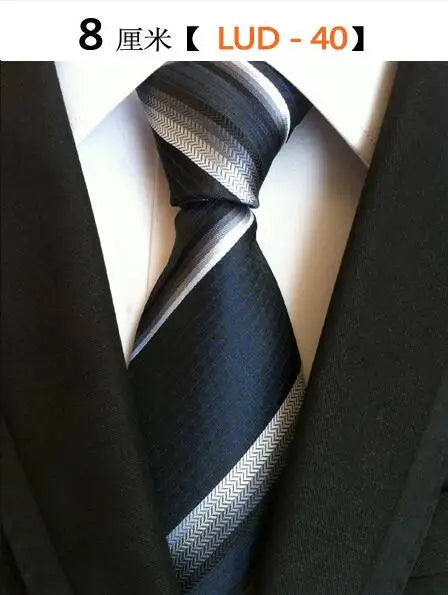 New Classic Silk Men's Ties Neck Ties 8cm Plaid Striped Ties for Men Formal Business Luxury Wedding Party Neckties Gravatas