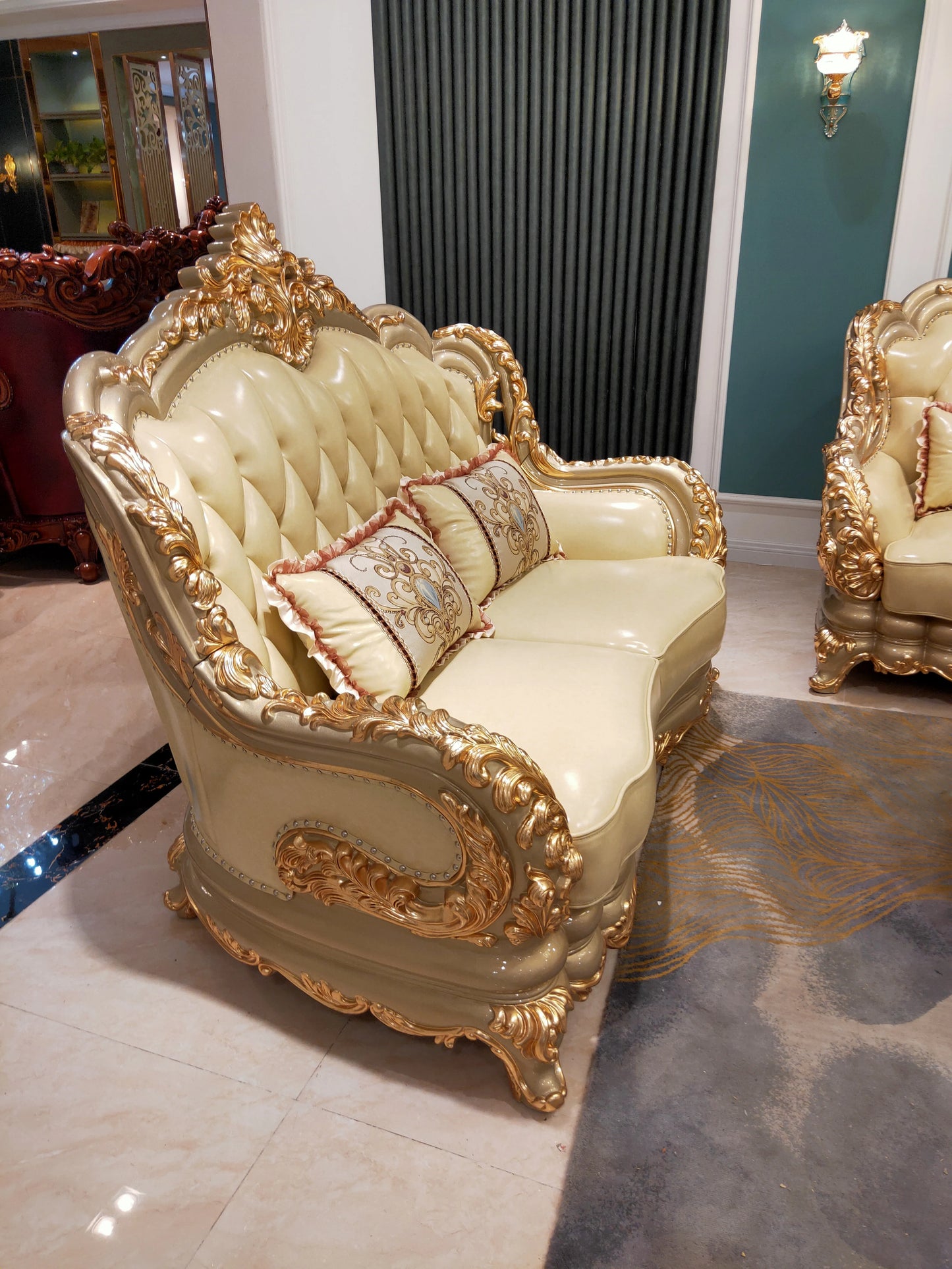 ZX07 Golden Chesterfield Sofa Set Single Living Room Furniture with Wooden Frame and Sponge Filling Arab Style Bed