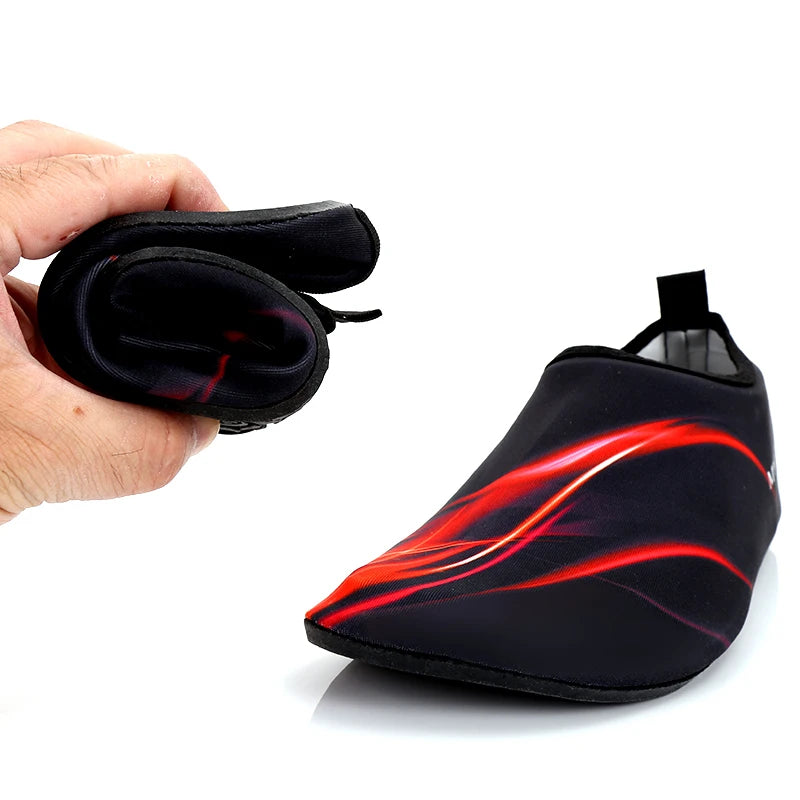Water Shoes Men and Women Beach Camping  Adult Flat Soft Walking Lover Yoga  Sneakers Zapatos De Mujer Barefoot Shoes