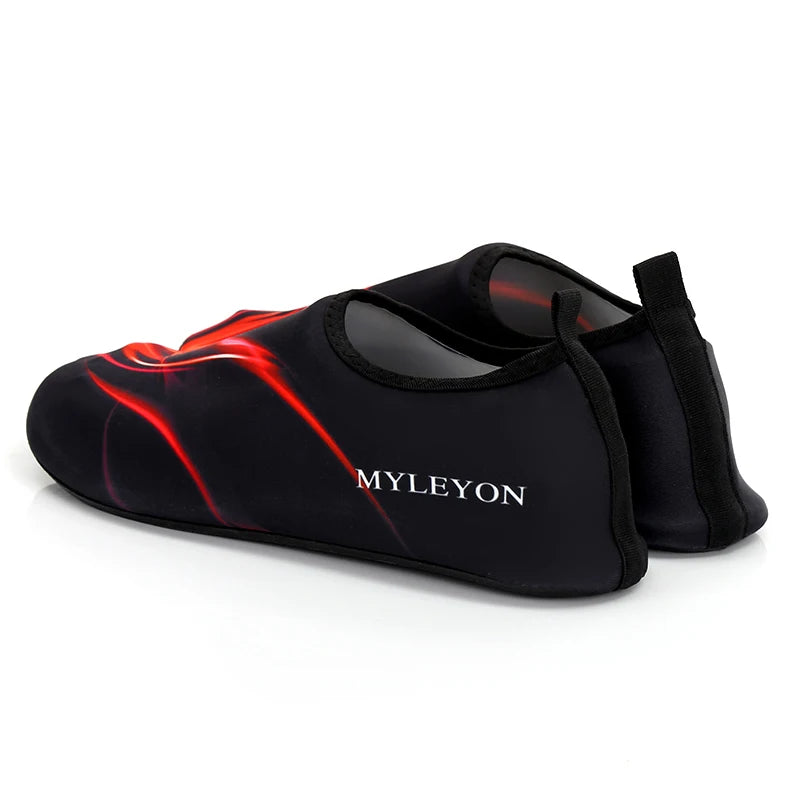 Water Shoes Men and Women Beach Camping  Adult Flat Soft Walking Lover Yoga  Sneakers Zapatos De Mujer Barefoot Shoes