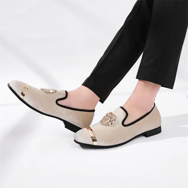 Men Party Dinner Formal Shoes Fashion Gentleman Wedding Dress Shoes for Men Casual Shoes Beige Velvet Loafers