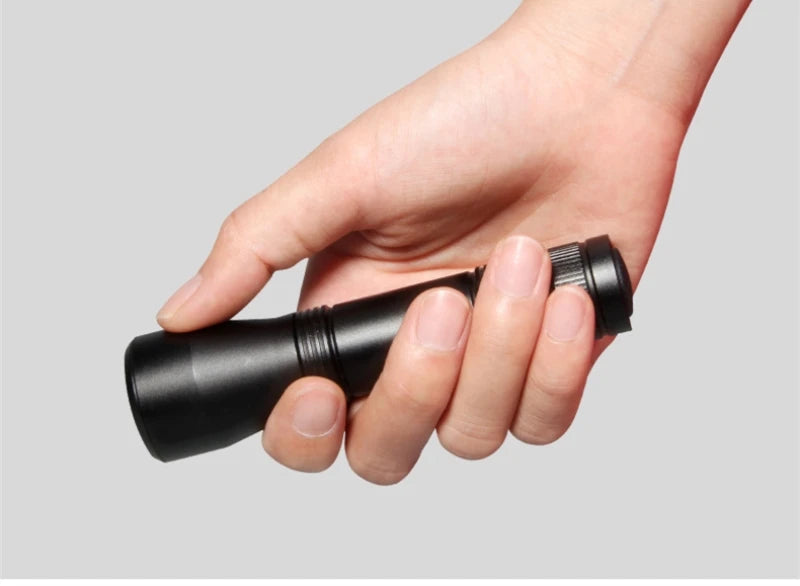 UV Flashlight 395nm Black Light Flashlights Zoomable UV Torch Ultra Violet Light Flashlights Blacklight Flashlight 18650