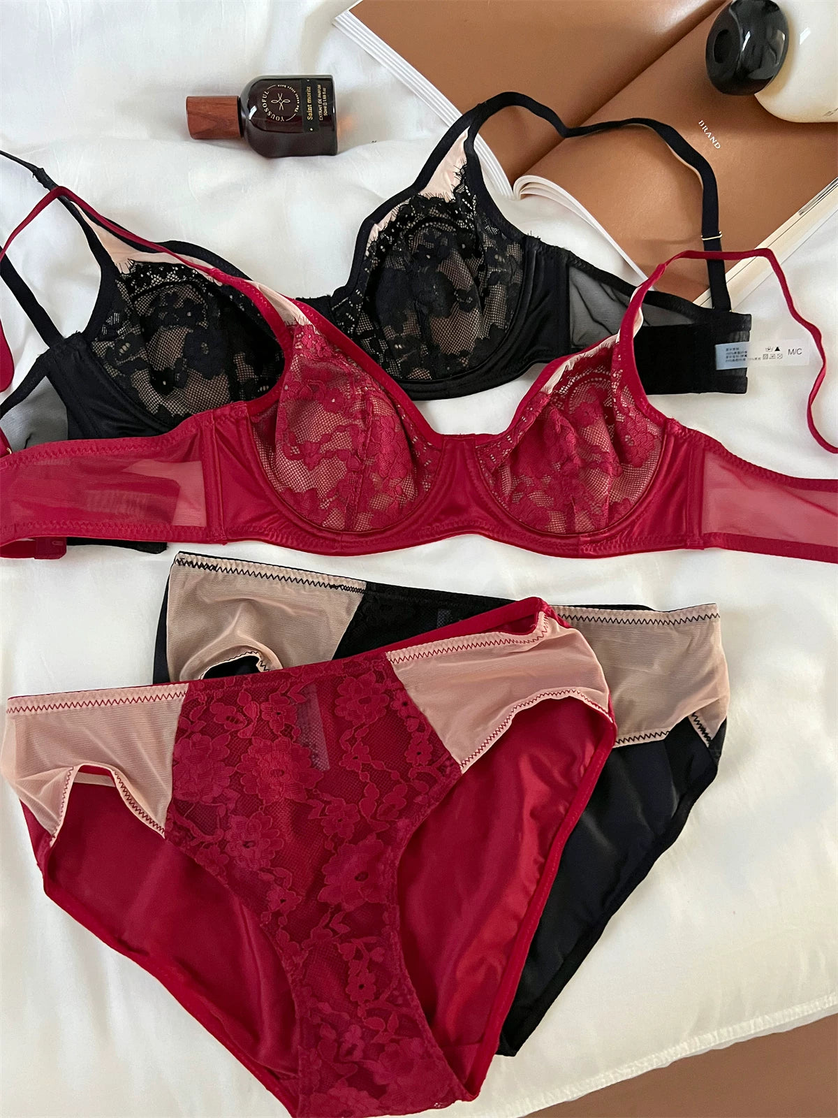 Lingerie sexy lace gathered with steel ring underwear bra set women adjusted comfortable bras rear three-row buckle