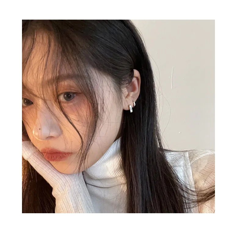 Sterling Silver Earrings Sophisticated Personality High End Exquisite Simple Elegant Letter Shaped Ear Accessories for Women