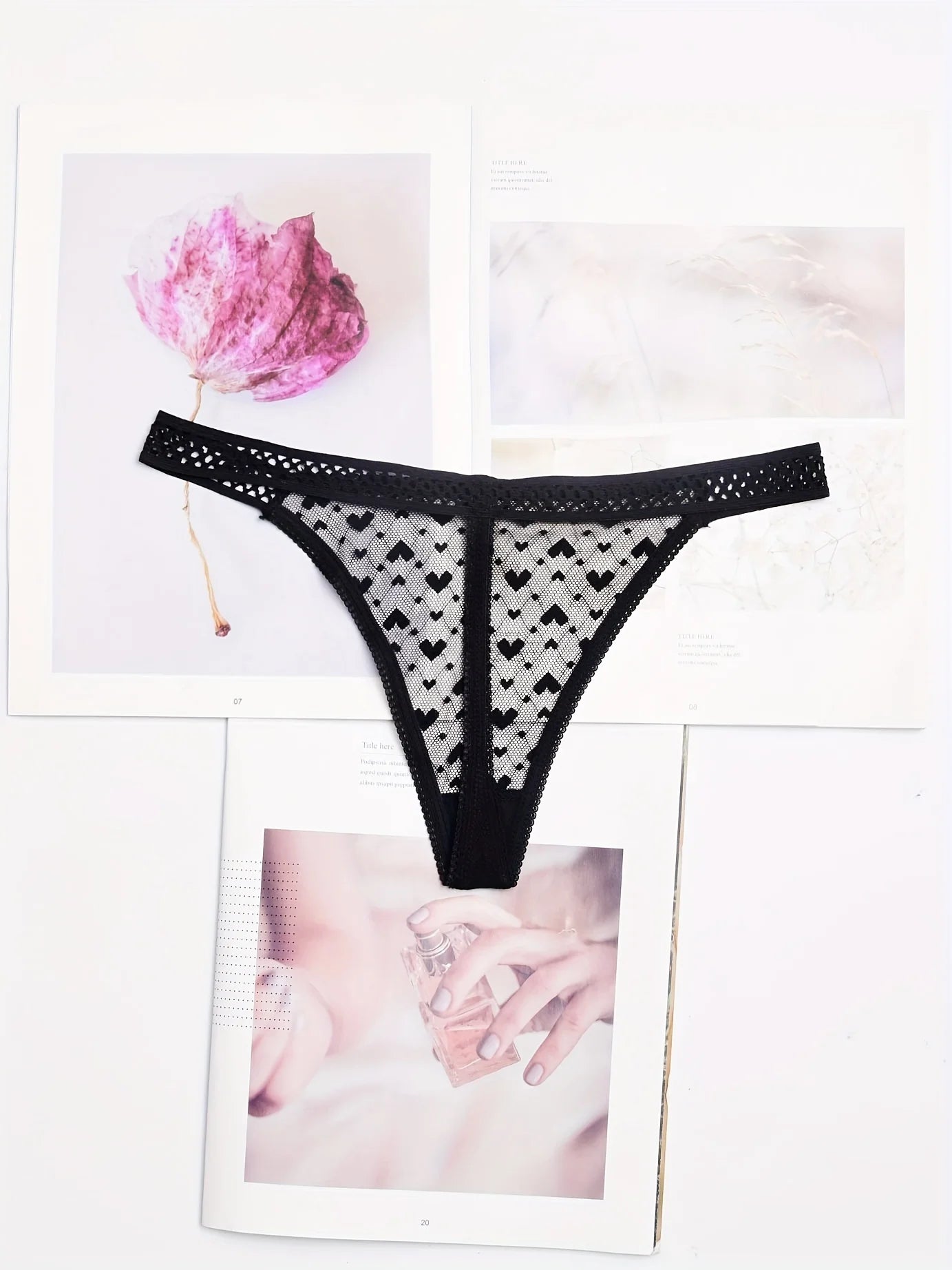 Women's Sexy lingerie Thongs G-string Underwear Panties Briefs Ladies T-back luxury peach heart thong pure cotton lace