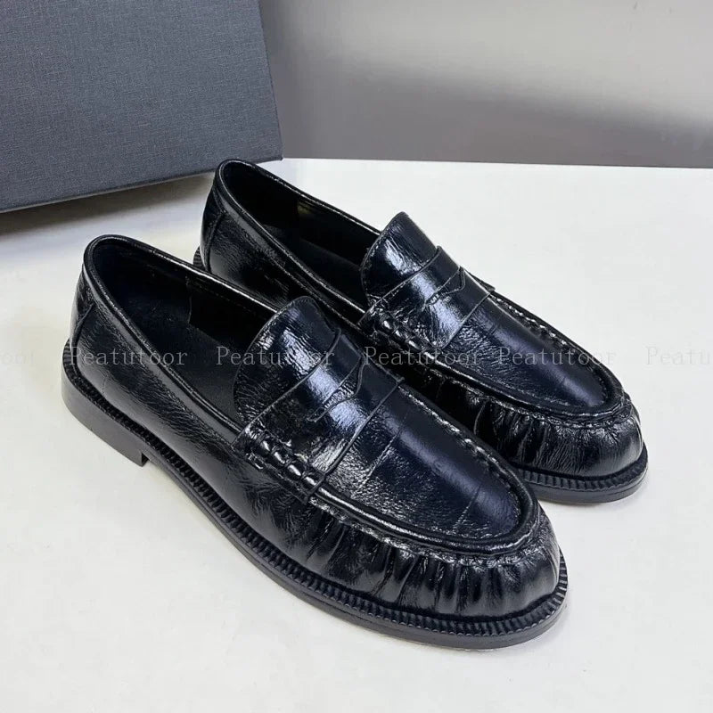 Women Loafers Round Toe Top Quality Genuine Leather Flats Shallow Comfort Daily Commute Walking Shoes Office Casual Shoes Hot