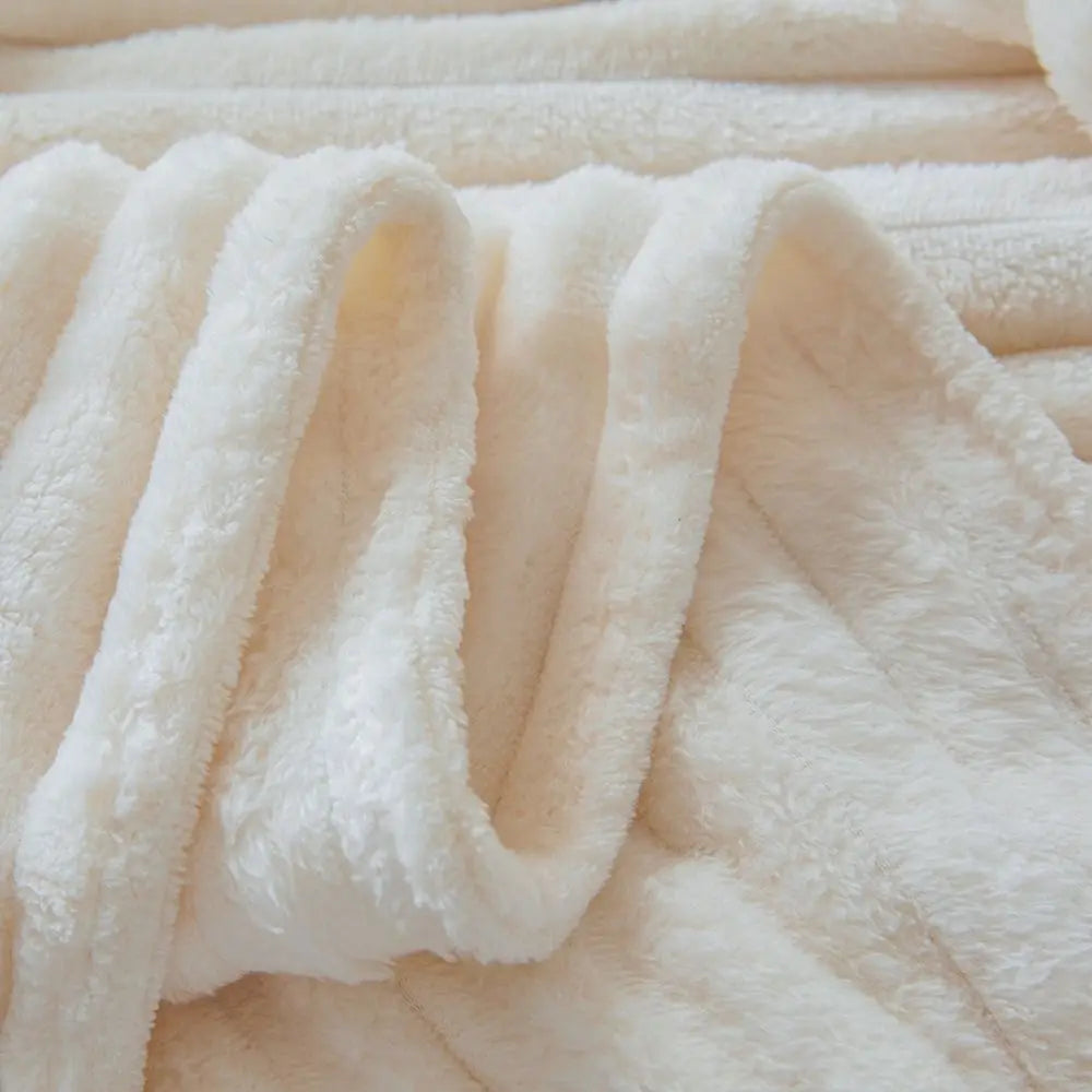 Ultra Soft Fleece Bed Throw Blankets for Lunch Rest Double Sided Warm Blanket Skin-Friendly Warm Conditioning Quilt Breathable