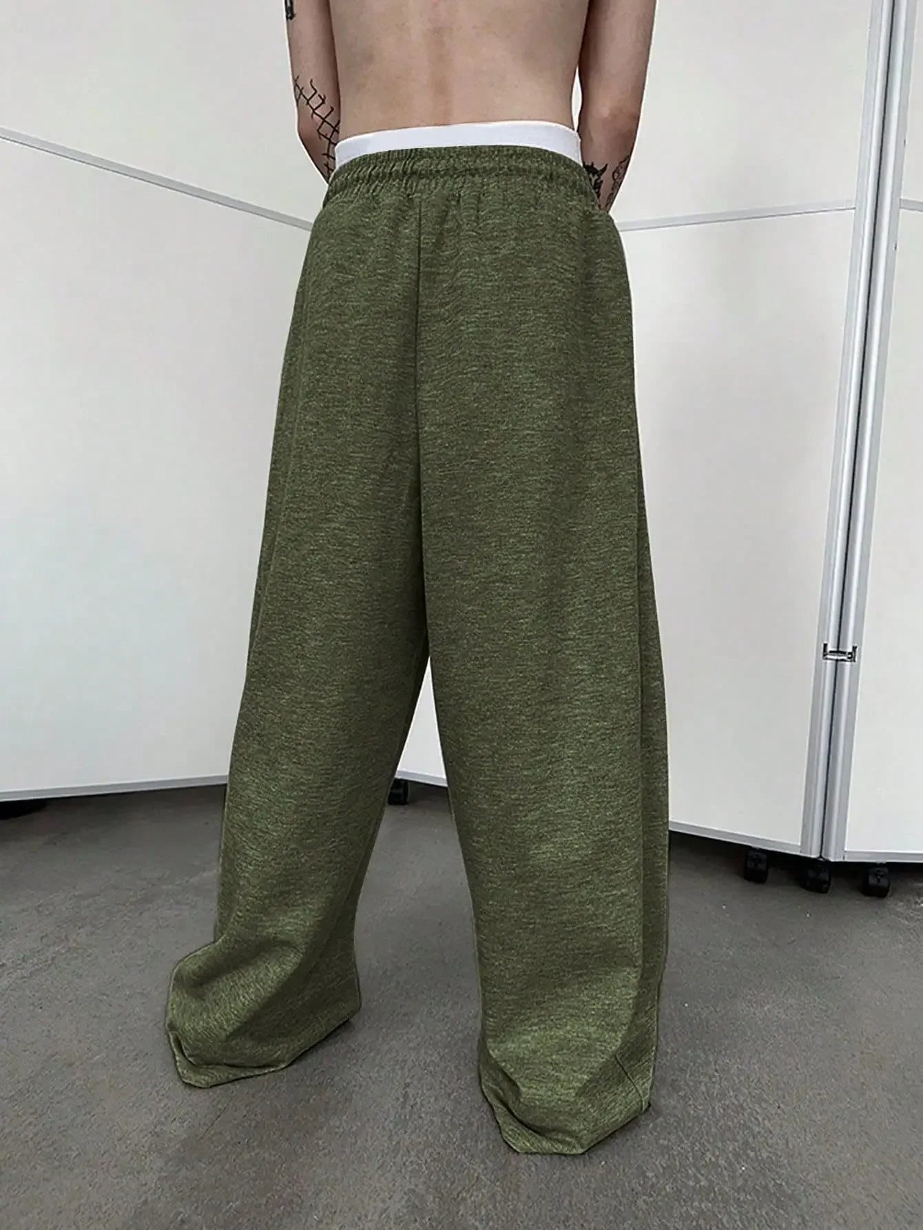 2025 New Korean style Sweatpants Sport Pants Men Running Pants Spring Summer Loose Casual Sweat Pants Straight Jogging Pants Men