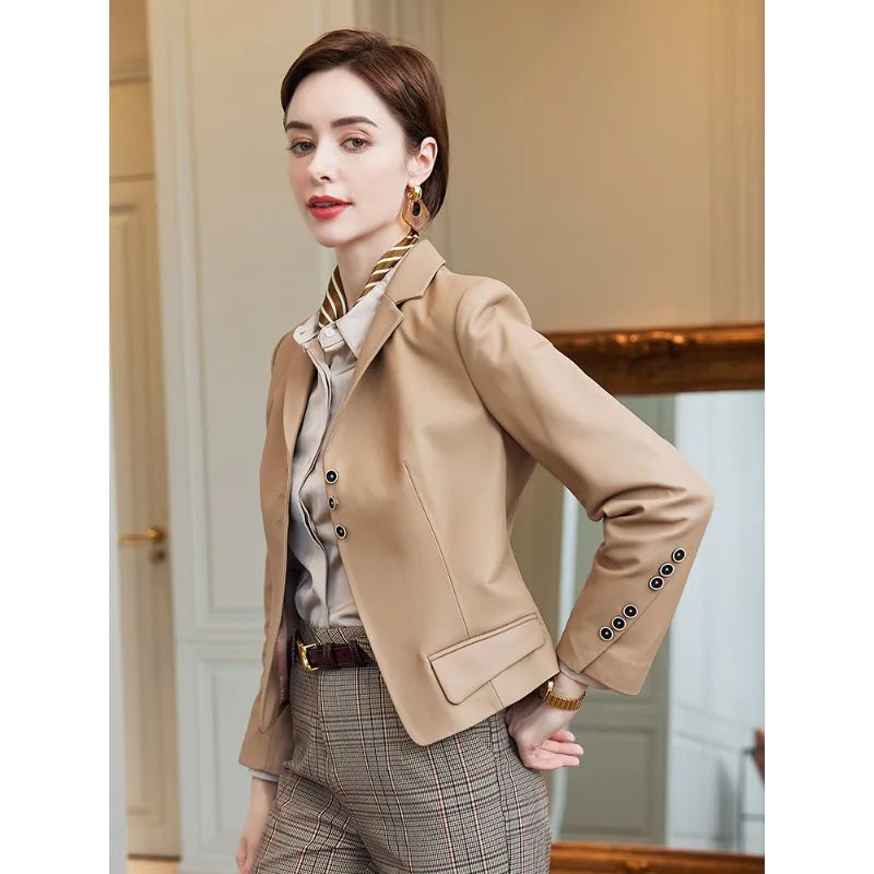 Leather Leather Clothing Women's 2025 Short Slim Jacket High Quality Sheepskin Women's Fashion Locomotive Autumn