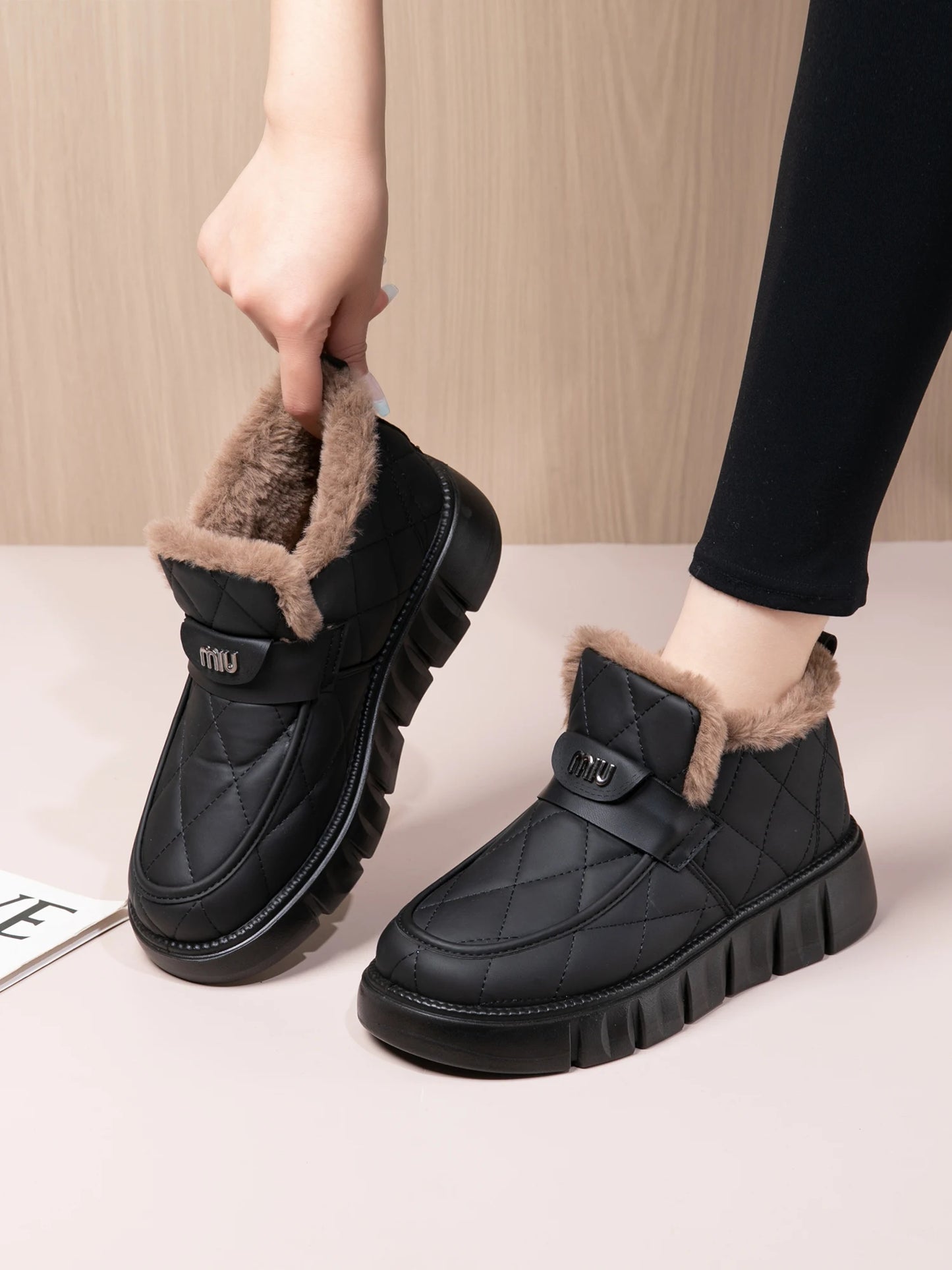 2026 Winter New Arrival Women's Shoes Thick Bottom Anti-Slip Wear-Resistant Cold-Proof Warm Comfortable Free Shipping