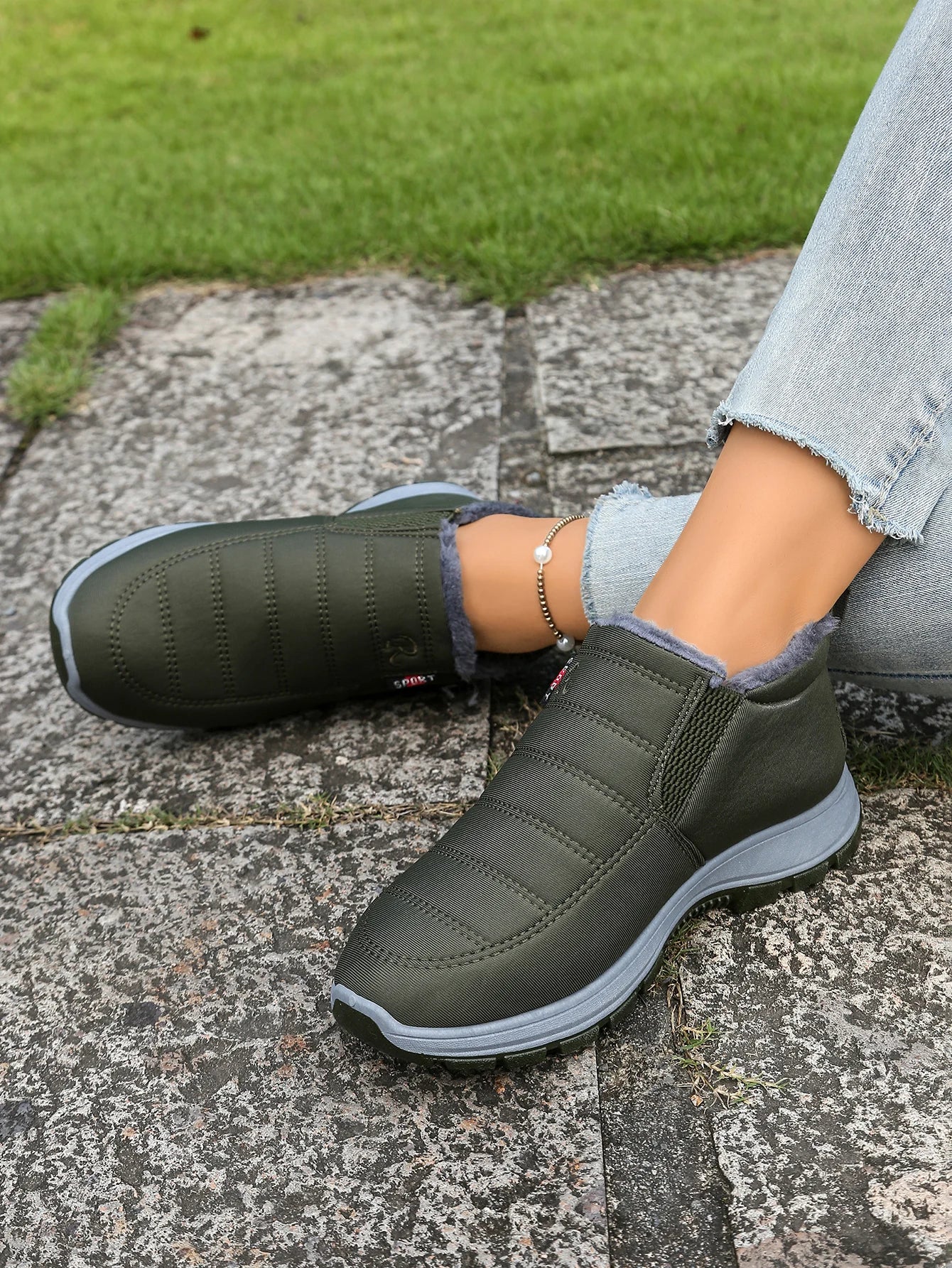 Women's Shoes, Women's Sports Shoes, Fleece and Thickened Boots, Lightweight Soft-Soled Women's Snow Boots