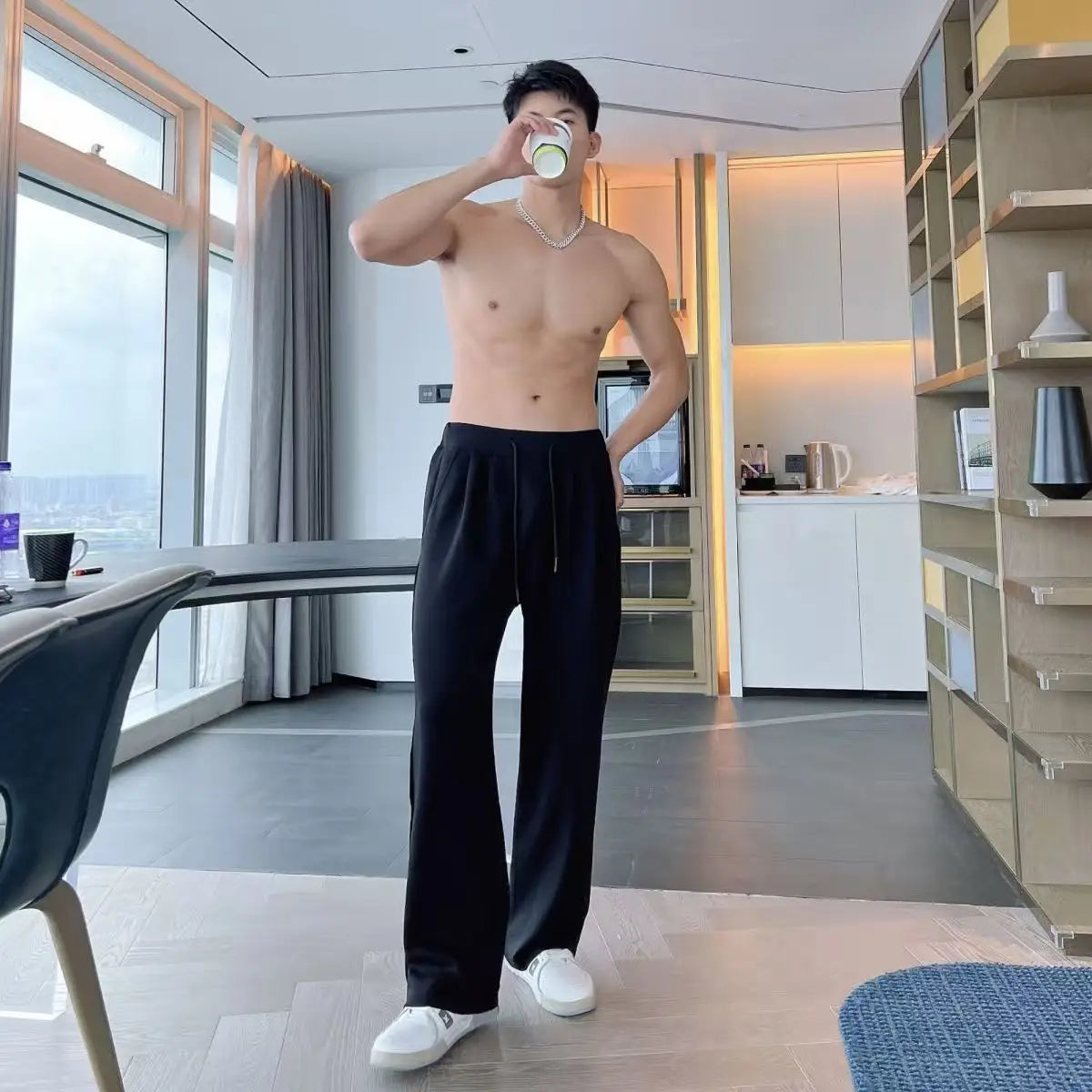 2025 New Korean style Sweatpants Sport Pants Men Running Pants Spring Summer Loose Casual Sweat Pants Straight Jogging Pants Men