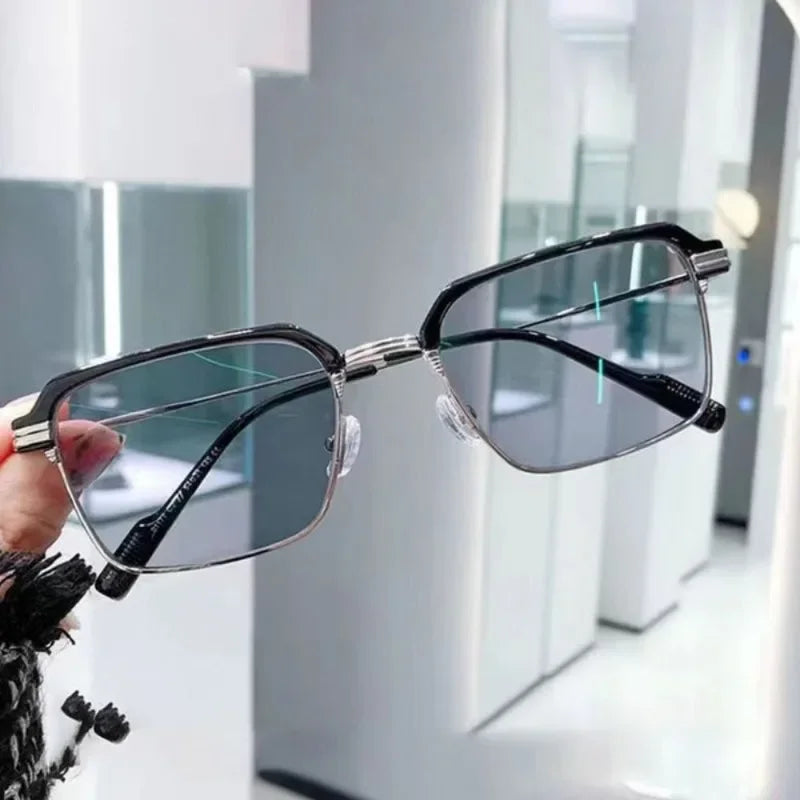 Photochromic Reading Glasses High Definition Men's Anti-blue Presbyopia Eyewear Metal Fashion Classic Hyperopia Eyeglasses