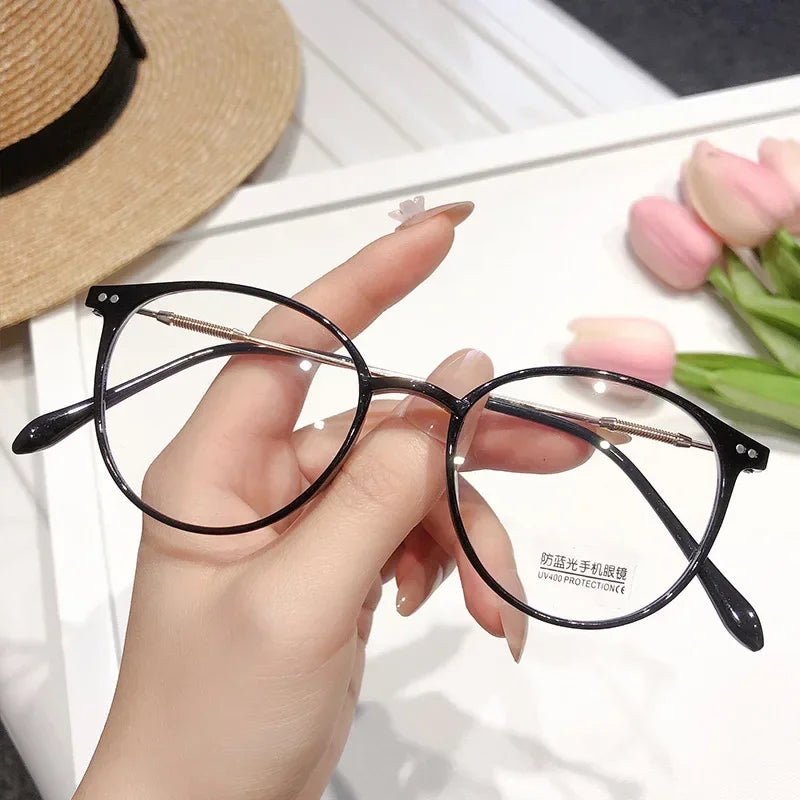 New TR90 Myopia Frames for Men and Women Retro Oval Spring Leg Optical Frames Fashion Hot Sale Glasses Frames Wholesale