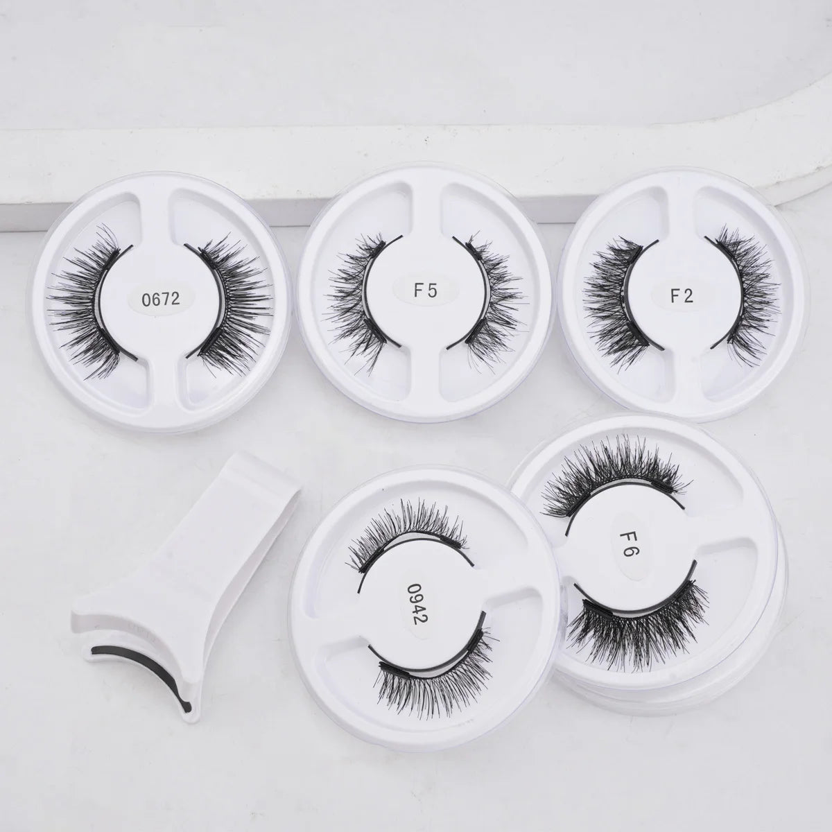 5 Pairs Reusable Magnetic Lashes Set with Magnetic Tweezers Makeup Tool 5 Style Faux Mink Lashes Curly Eyelashes Extension Kit