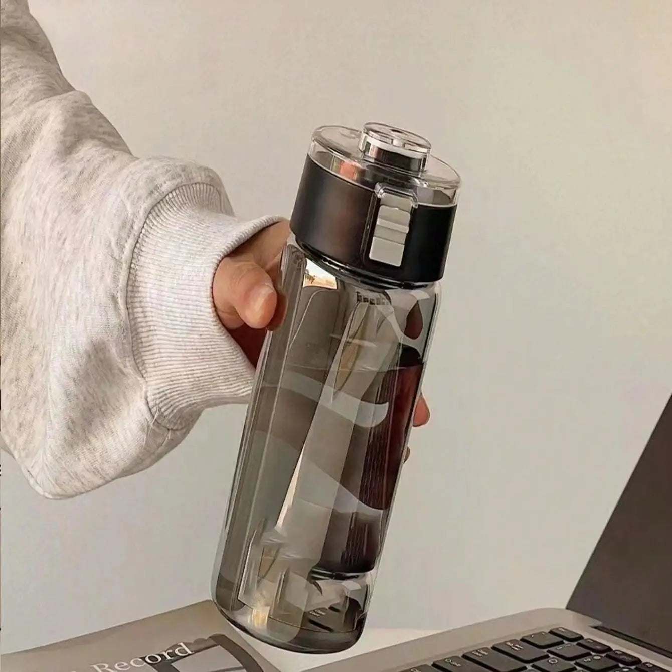 Insulated Water Bottle with Tea Infuser, High Temperature Resistant, Shockproof,Large Capacity, Simple Design,Office Outdoor Use