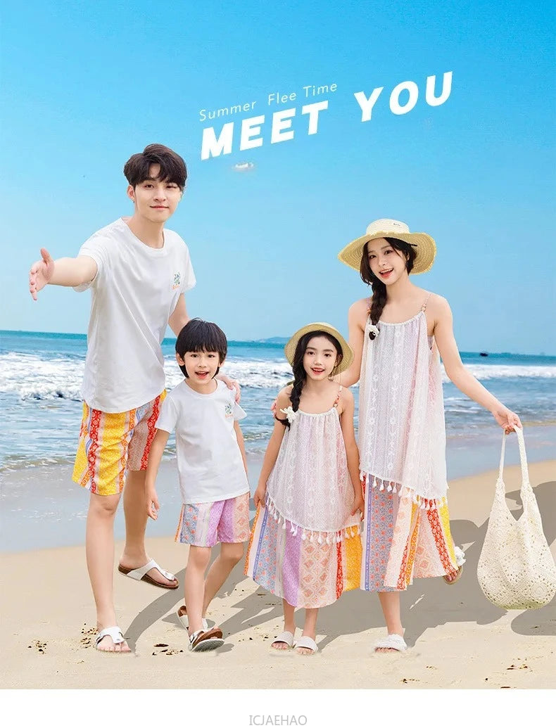 Dress 2025 Woman Vacation Couple Parent-child Beach Family Resorts Look Matching Holiday Outfit Mom Daughter Clothes Dad Son Set
