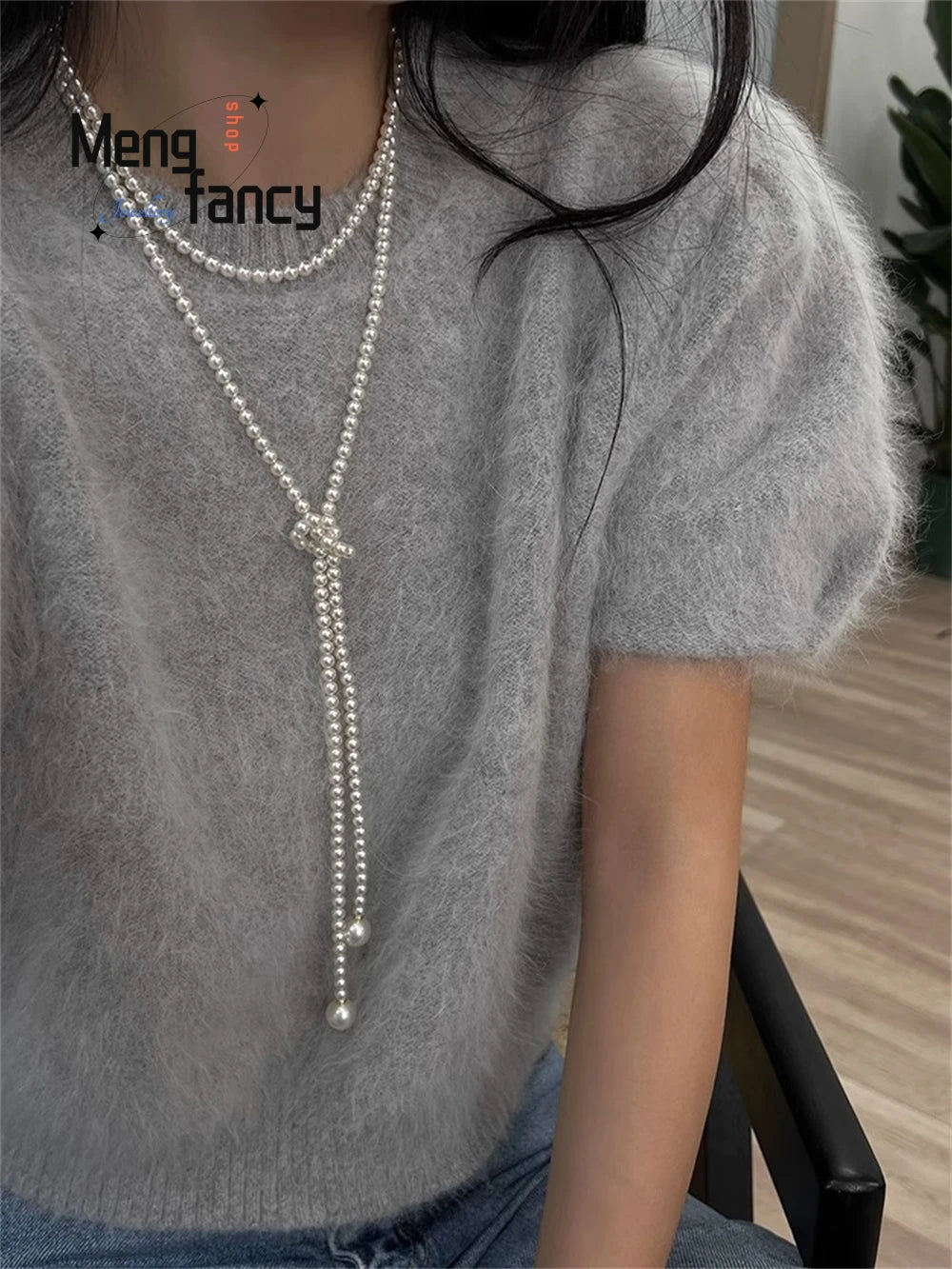 This 130cm Long Glass Pearl Necklace Can Be Worn In Multiple Ways. The Long Necklace Is Elegant And Trendy. It's A Retro Sweater