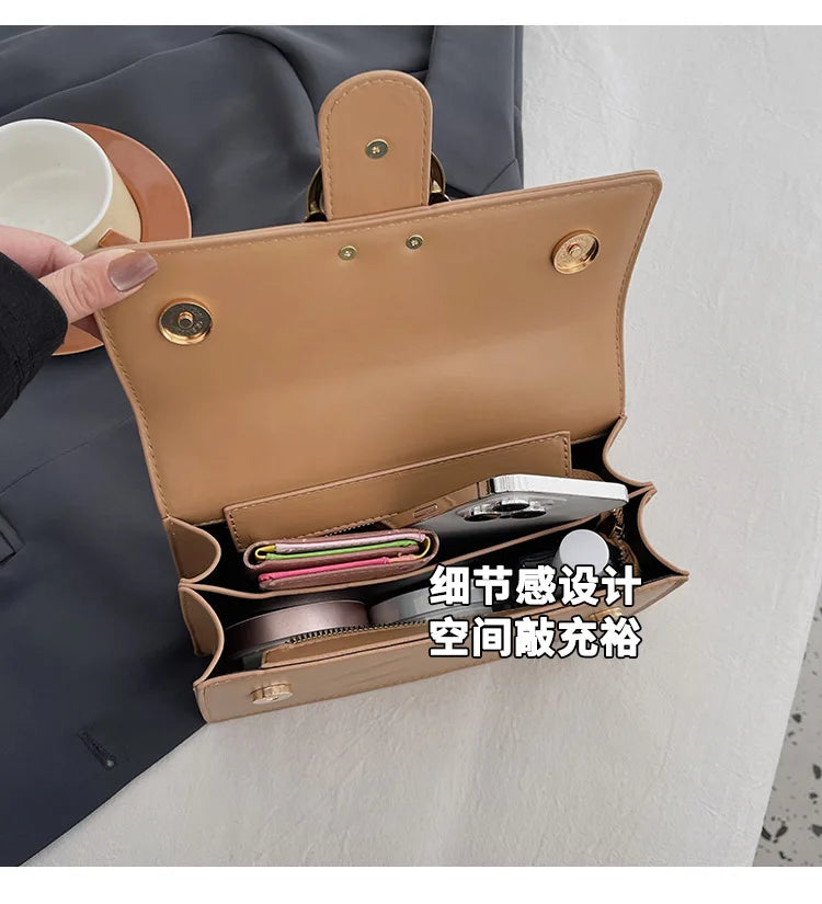 2026 Women Multiway Bag Unique Design High Quality Shoulder Underarm Purse Versatile Exquisite Details Fashion Tote Handbag