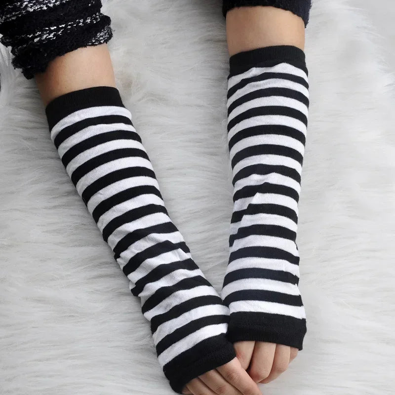 Stacked Style Extra Long Fingerless Gloves：Thick Knit Soft Skin-Friendly，Warm without sacrificing fashion sense