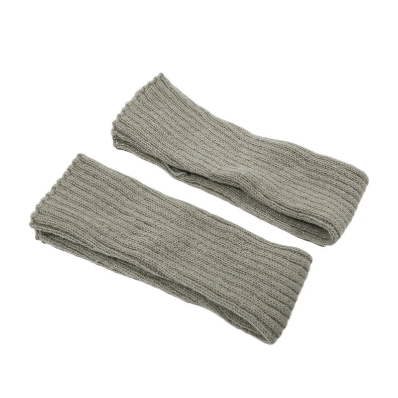 Women's Leg Warmer Lolita Long Socks Knitted Keep Warm Foot Cover Ladies Autumn Winter Black White Twist Crochet Socks Boot Cuff