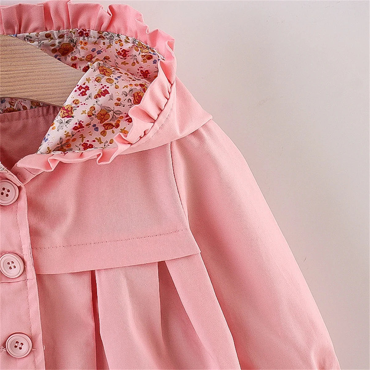 Girls' Long Sleeved Windbreaker Spring And Autumn Solid Blue Cat Single Breasted Korean Edition Daily Sweet Long Sleeved Coat