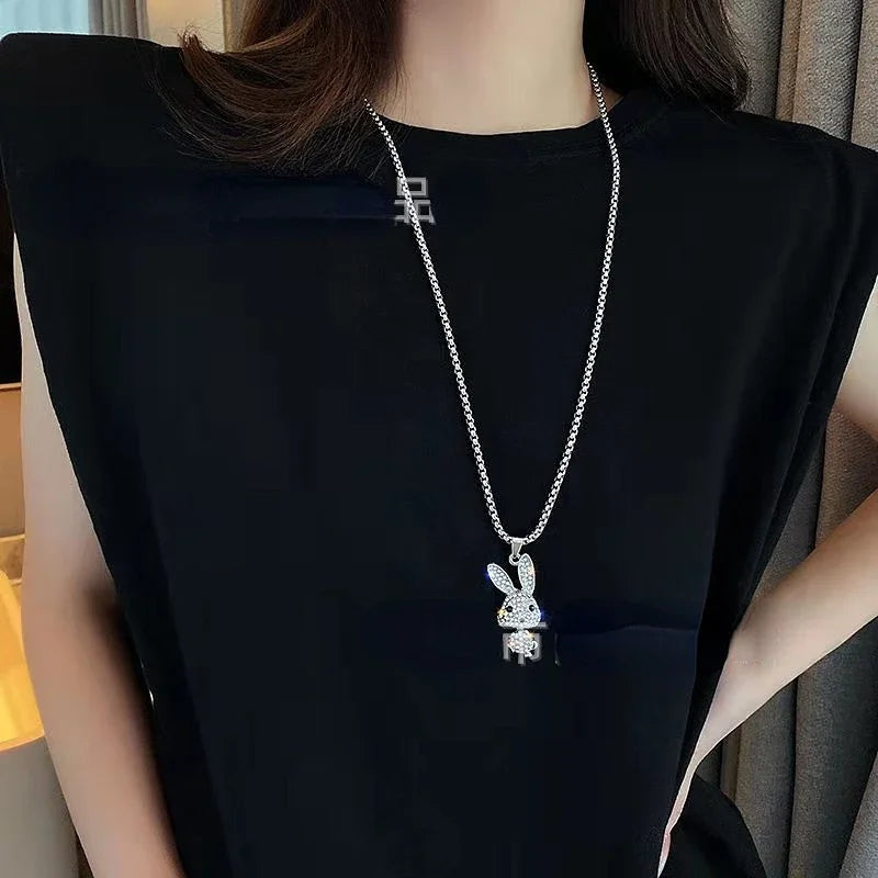 Niche design sense two wear zipper collarbone necklace women's new couple light luxury niche personality sweater chain choker