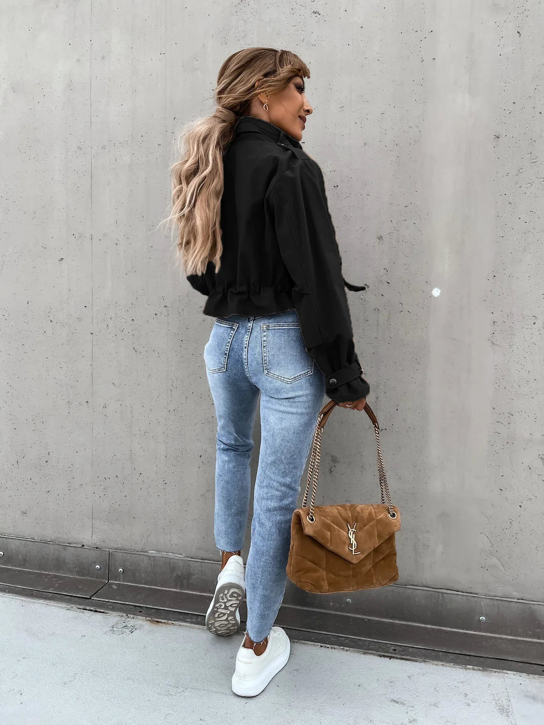 Winter Jacket Women 2025 Streetwear Long Sleeve Top Bomber Trending Products Clothes Coats Short Tooling Style Coat Women