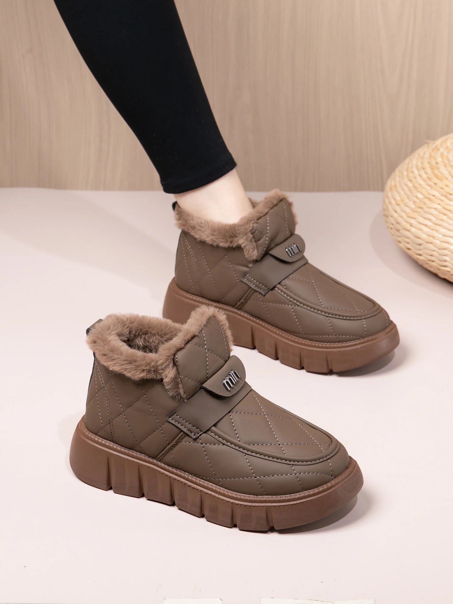 2026 Winter New Arrival Women's Shoes Thick Bottom Anti-Slip Wear-Resistant Cold-Proof Warm Comfortable Free Shipping