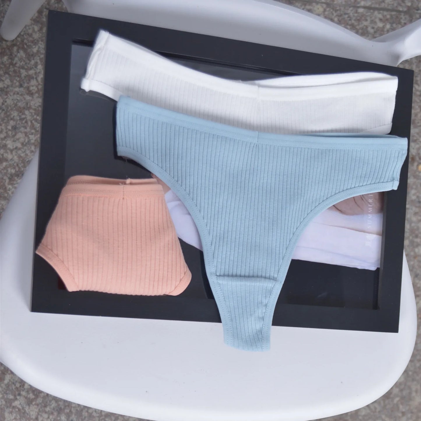 Ladies thong cotton comfortable underwear sexy panties low waist young girl thong solid color  lingerie shorts Woman clothes