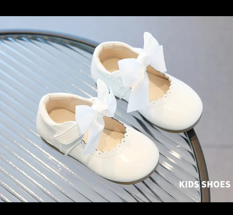 Little Girl Shoes 2025 Spring Autumn Children Princess Shoes Girls Oxfords Candy Colors Kids Soft Patent Leather Shoes For Girl
