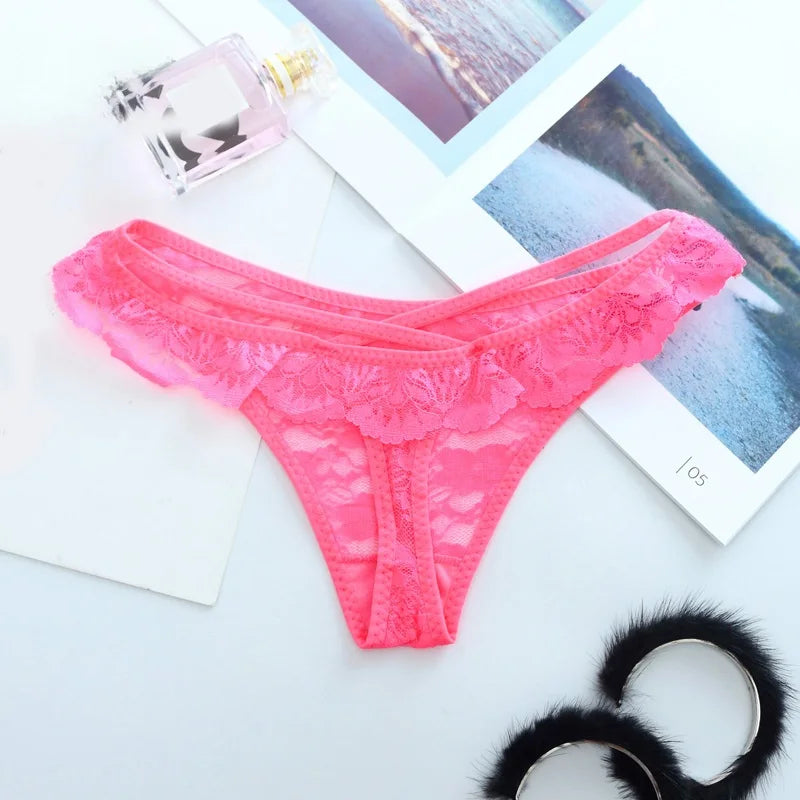 Women Sexy Thongs  Scalloped Floral Lace Fine Lingerie Low Waist Translucent Breathable Hollow Sheer Sexy Intimate Lingerie