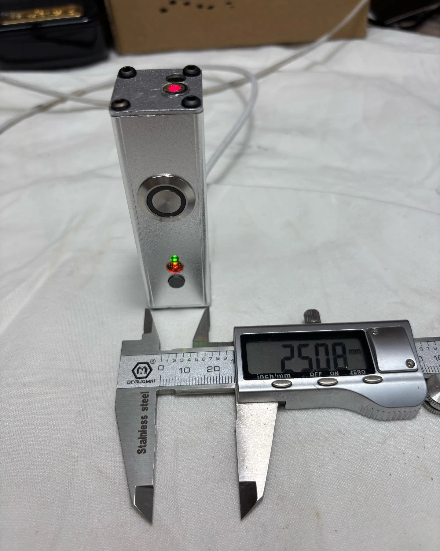 1 Meter Effective Distance Handheld 40 Watt Laser Pump Source