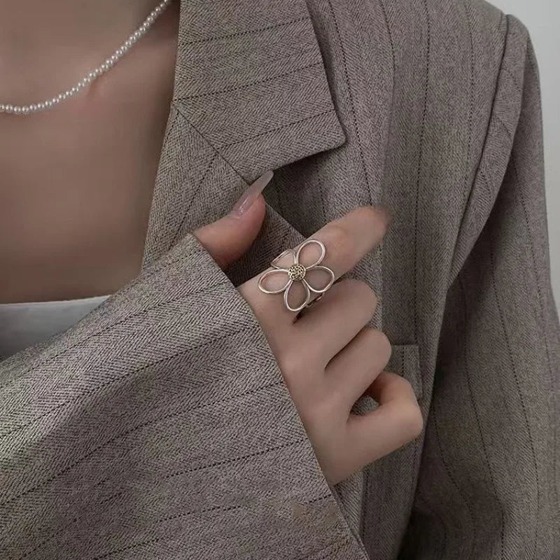 Sterling Silver Rings for Women Couple Minimalist Handmade Simple Big Flower Ring Party Jewelry Gift Prevent Allergy