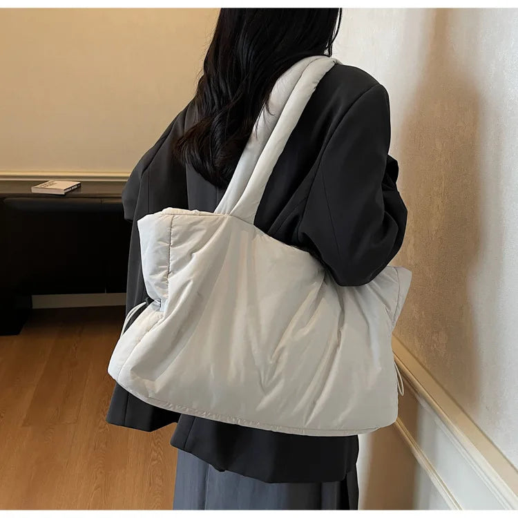 Women Nylon Bucket Shoulder Bag Large Capacity Tote Bag Fall Winter Versatile Cotton-padded Handbag Guangzhou High Quality Bag