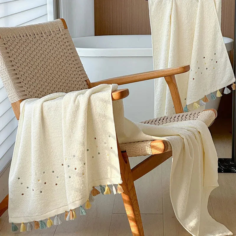 New Tassel 100% Cotton Bath Towel All Cotton plus Size Absorbent Fashion Brand Soft Cute Pure Cotton