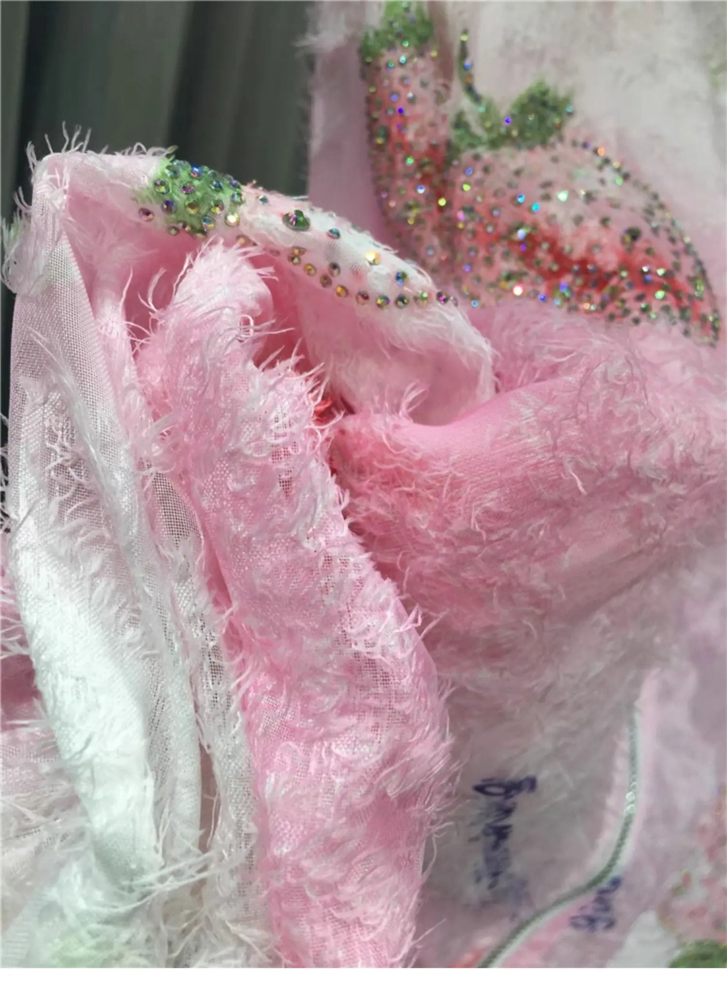 Women Hot Drilling Diamonds Beaded Sunscreen Hoodies Shirts Coat Strawberry Butterfly Lace Spliced Blouses Zipper Cardigan Tops