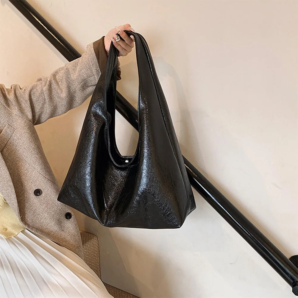 Women PU Casual Tote Handbag Large Capacity Stylish Shoulder Purse Solid Color Simple Commuting Bag Hasp Closure Chic Hobo Bag